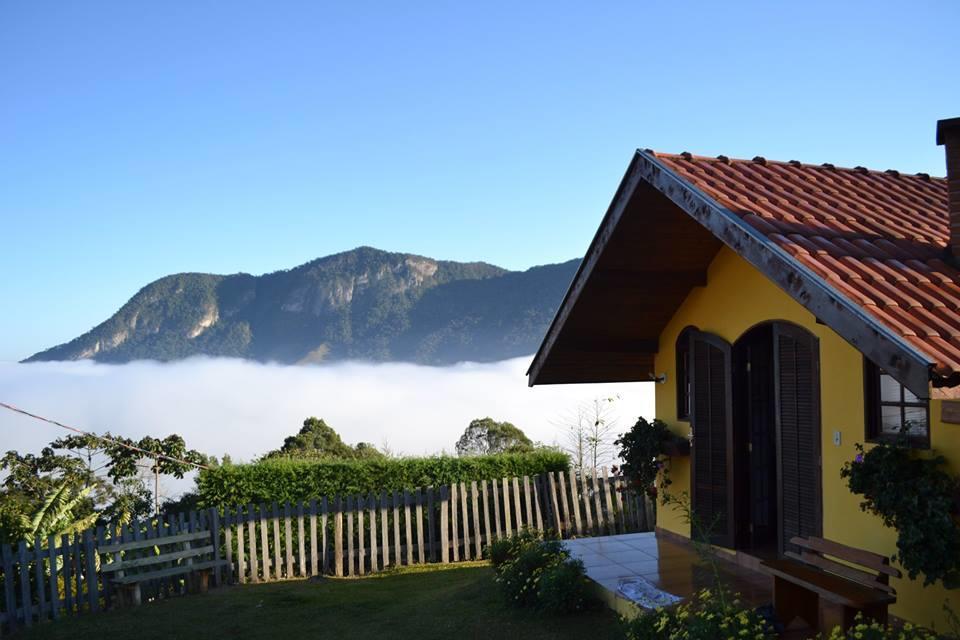 Chales Pedra Do Bau Сан-Бенту-ду-Сапукаи Экстерьер фото
